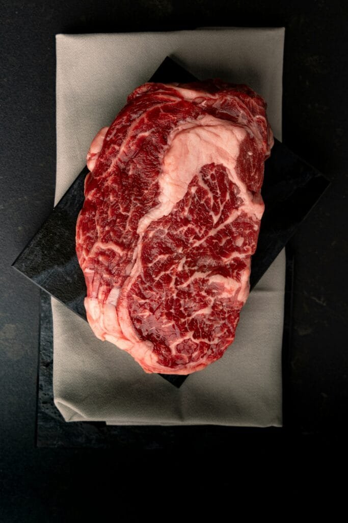 Comprar carne grassfed online es elegir salud, sabor y responsabilidad con un solo clic.