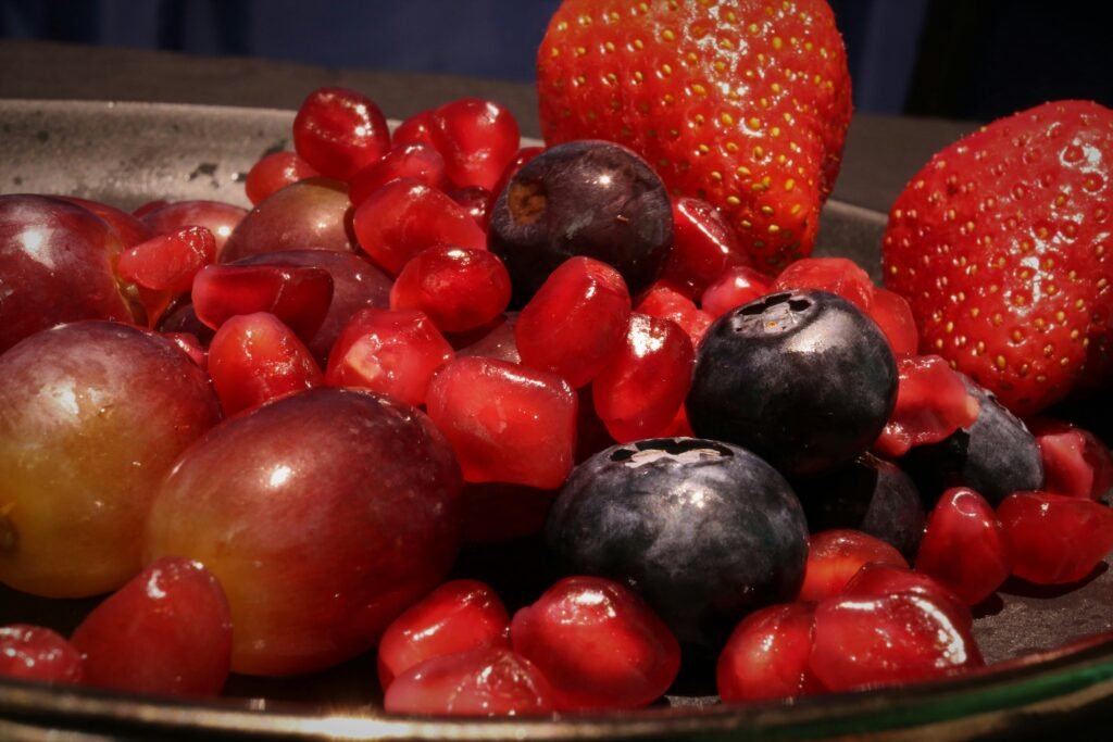 Refrescante infusión con frutas naturales